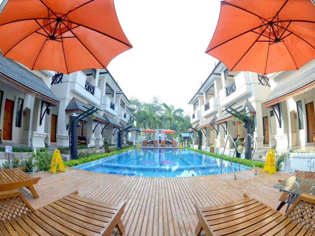 Shwe Taung Tan Hotel - Lake View Monywa Exterior photo