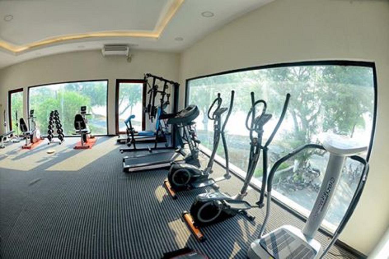 Shwe Taung Tan Hotel - Lake View Monywa Exterior photo